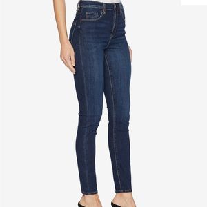 Blank NYC The Great Jones skinny jean
